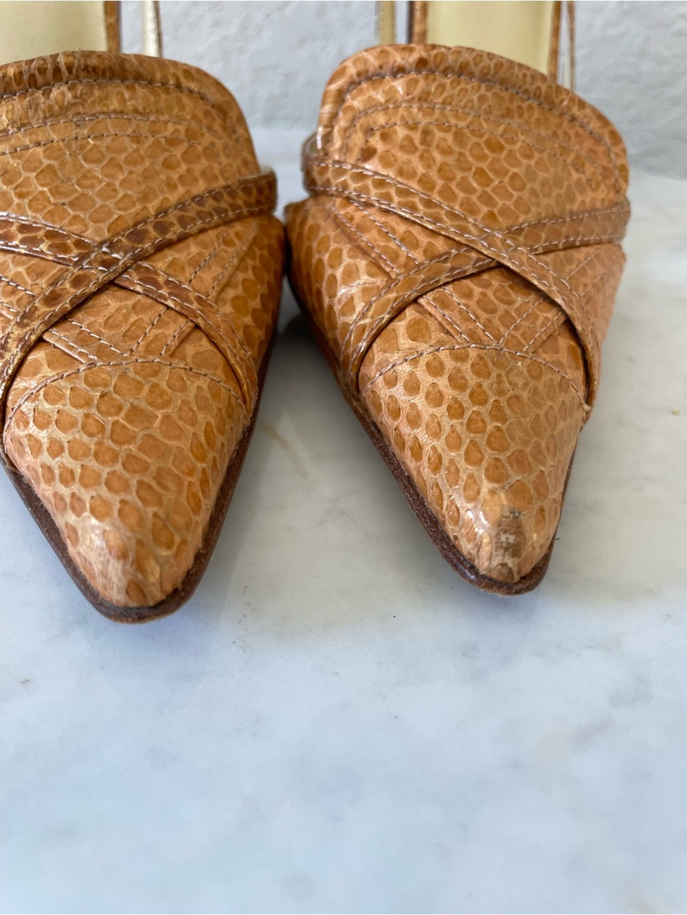 Y2K Snake Skin Golden Leather Pointy Toe Heels Size 7 by Bebe - Picture 8 of 11